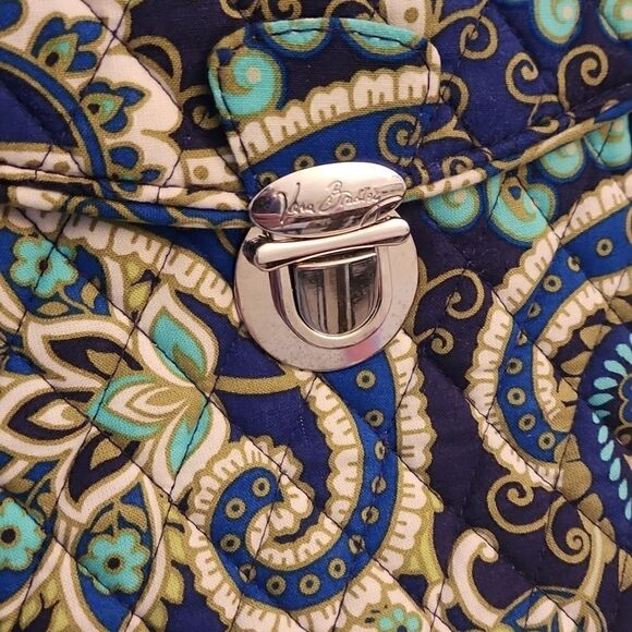 Like New Vera Bradley Blue and Green Messenger Bag - Picture 2 of 8
